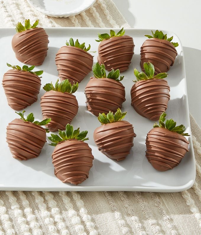 Belgian Milk Chocolate Covered Strawberries - 12 Pieces