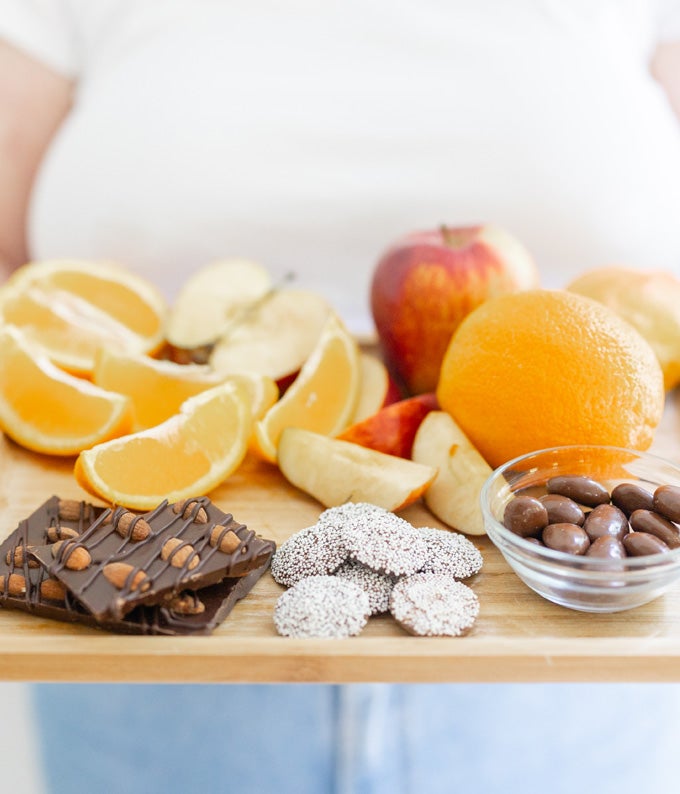 Fruit and chocolate gift basket 