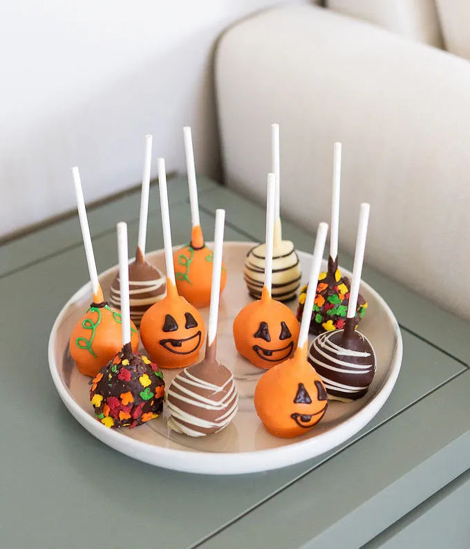 Fall cake pops that look like pumpkins