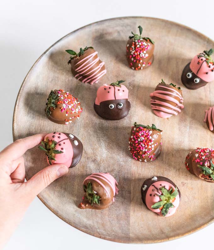 Ladybug Chocolate Covered Strawberries