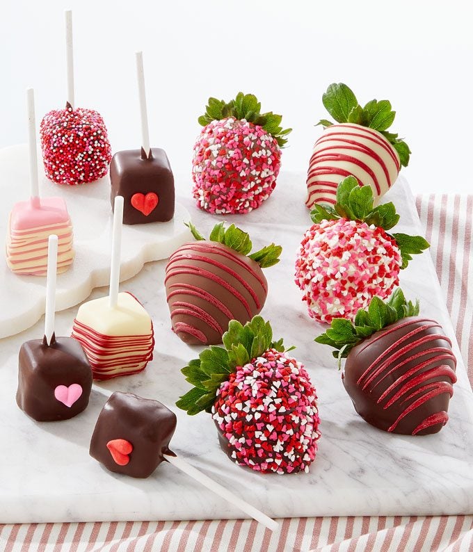 Love Chocolate Covered Strawberries &amp; Cheesecake Pops