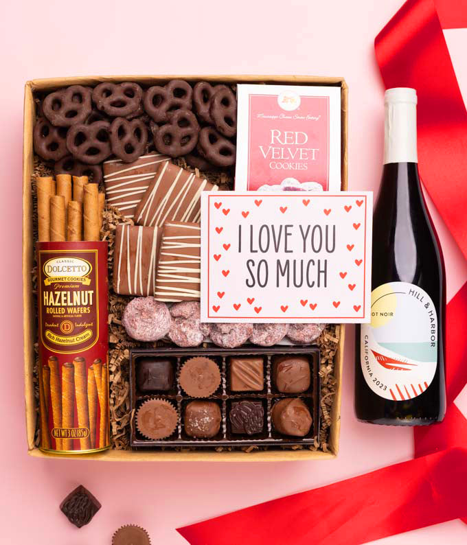 Red Wine &amp; Sweet Treats Gift Box