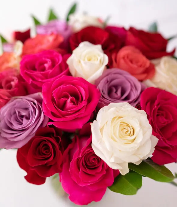 Two Dozen Assorted Sweetheart Roses with Sparkling Wine