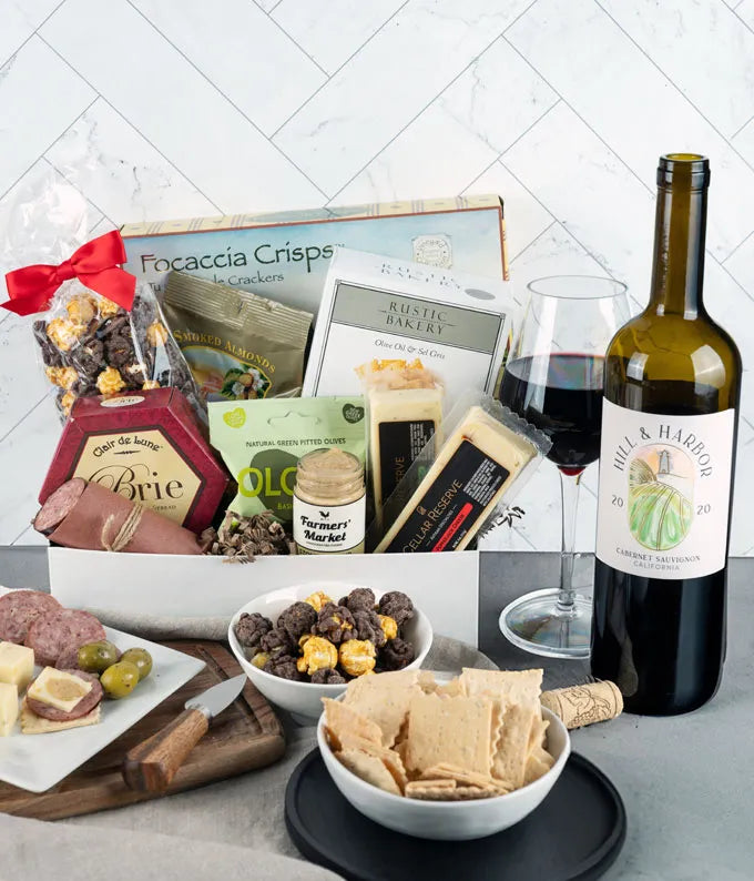 Deluxe Holiday Cheese & Charcuterie Gift Box