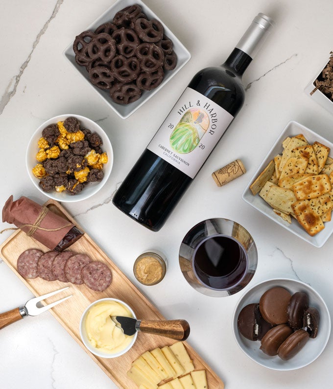 Red Wine with Sweet &amp; Savory Gift Box
