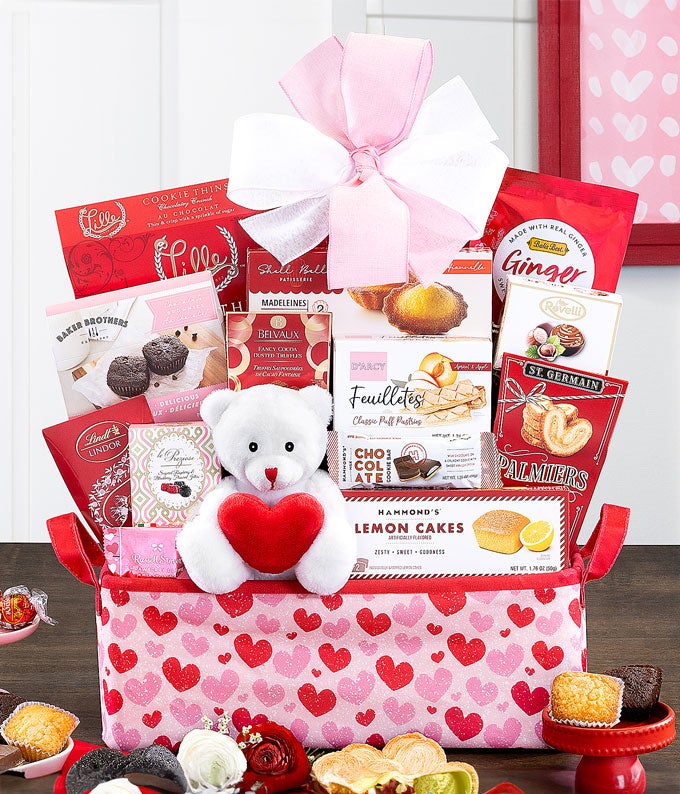 Romantic Goodies Gift Basket
