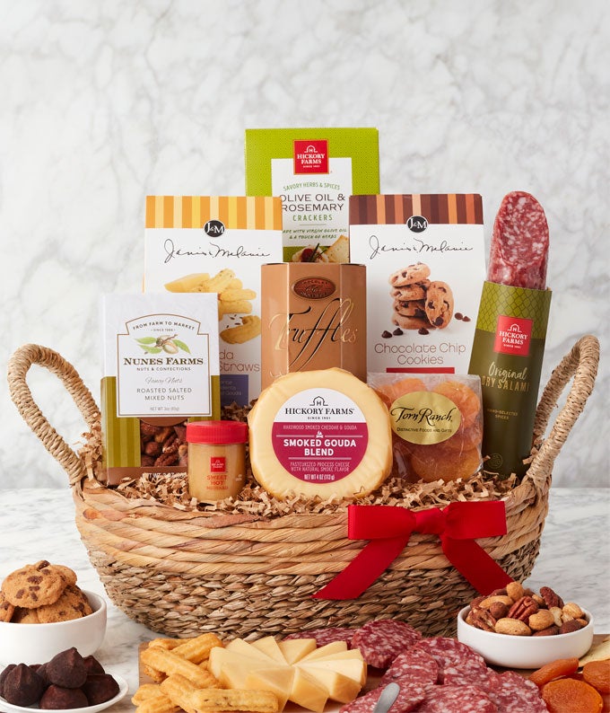 Sweet &amp; Savory Snackin&#39; Gift Basket