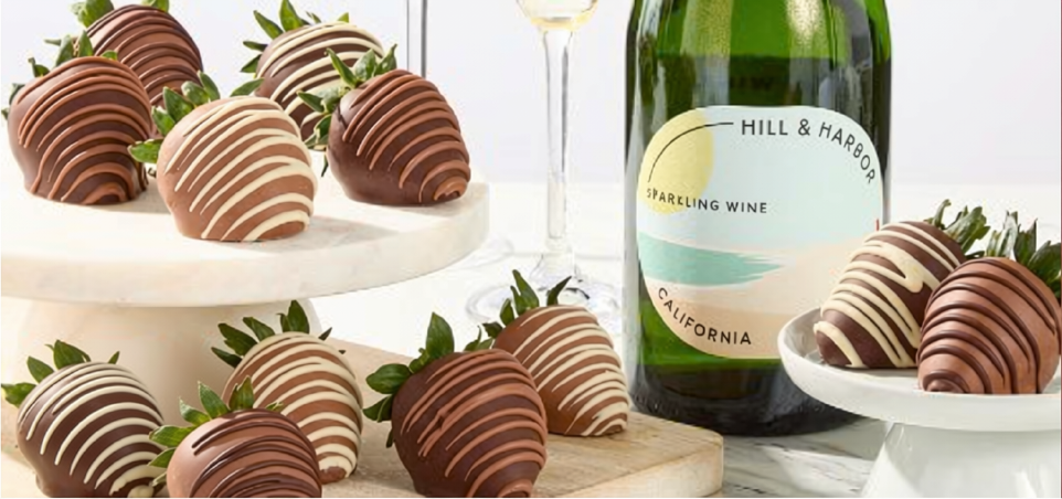 Chocolate-covered strawberries and sparkling wine