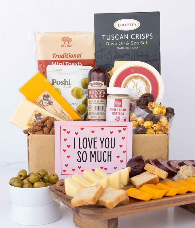 I Love You! Deluxe Cheese &amp; Charcuterie Gift Box