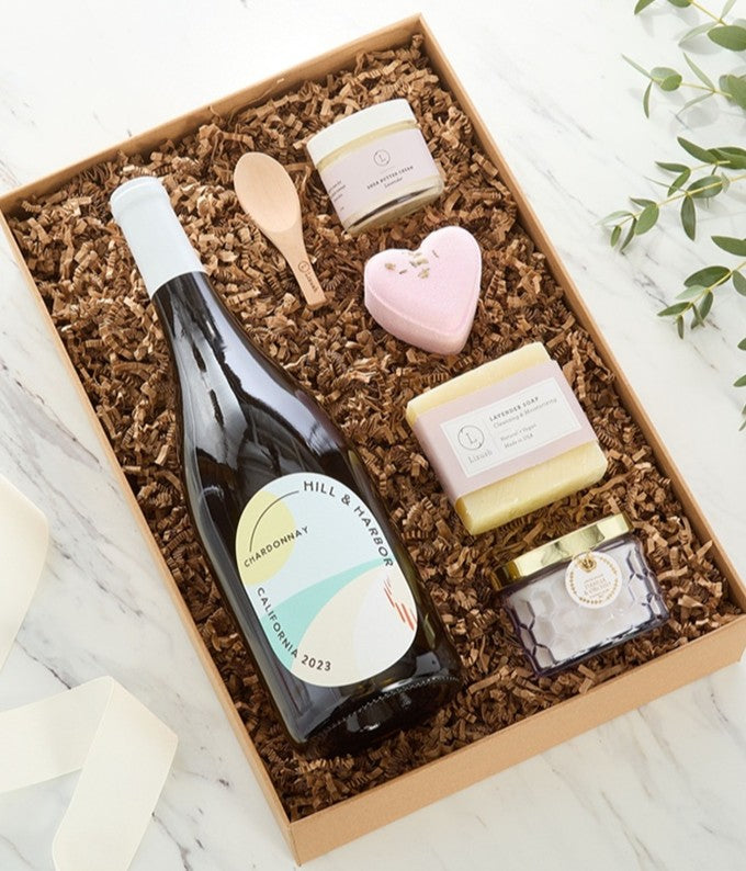 Uncork & Unwind White Wine & Spa Gift Box