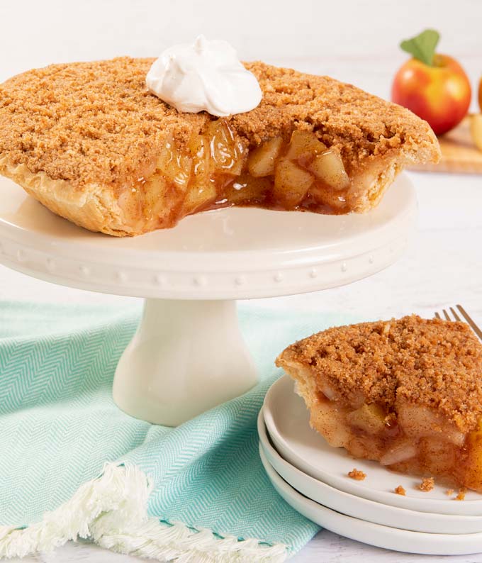 Dutch Apple Pie with crumb topping